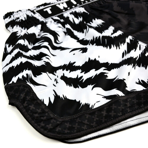 (Large) Twins Jungle  Muay thai Shorts - Black/White 2