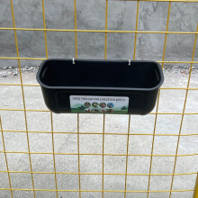 2 packs hanging fence feeder for chickens, goats, deer, ducks, 4 5 quart capacity with secure clips for easy attachment (black)