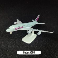(Qatar A380) Skala 1:250 Metallflygreplika, Qatar A380 Flygplansmodell Flygplansminiatyr, Rumsdekor Julklapp