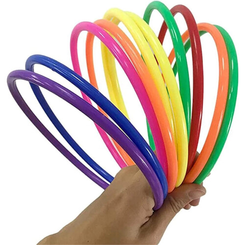 12 Pcs plastic throwing rings target throwing carnival backyard park educational practice toy(12pcs 20CM Random) 1