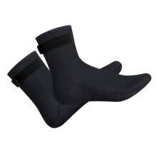 1 Pair of Water Sports Socks for Men and Unisex Swimming Socks NonSlip and Warm for Diving Surfing and Beach Games S Ref: 2918
