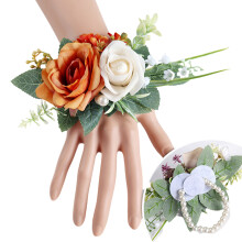 Elegante-Champagnerorangefarbene Handgelenksblume