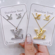 (Big V, Silver) Best-selling diamond-encrusted necklace and earring set: Simple and versatile collarbone chain