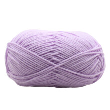 Écheveau de fil coloré polyvalent et élégant pour- violet clair