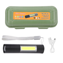 Lanterna tática LED recarregável com zoom e modo de lanterna lateral. Compacta e ideal para caminhadas, reparos e situações de emergência. Ampla