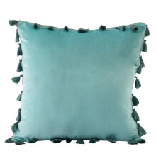 Housse de coussin carrée douce et unie, idéale pour la décoration intérieure avec ses pompons, en velours de haute qualité pour le salon et le