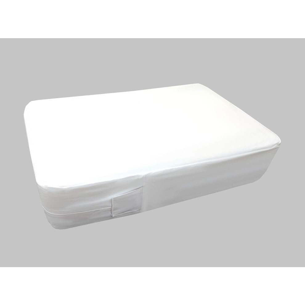 Incontinence Mattress Protector Fully Enclosed Zipped 6 Sided Protection 100% Waterproof Wipe Clean Anti Bed Bug Anti Bacterial (Small Double) The House Of Emily