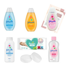 Johnson?s Baby Bath Bundle Set - Johnson?s Baby Bath 300ml, Baby Shampoo 300ml, Baby Oil 200ml, Baby Powder 200g, Baby Lotion 300ml and 52x Pampers