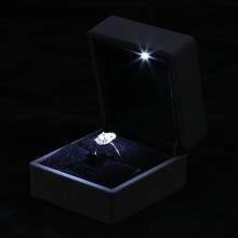 Ringbox mit Samtfutter, vielseitige Schmuckaufbewahrung mit Klappdeckel, ideal als Geschenk zur Verlobung, Hochzeit, zum Valentinstag oder Jahrestag,