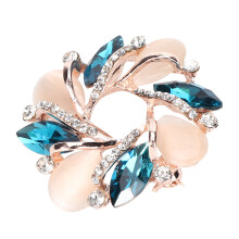 Brosjer med krystallperleblomster, elegant emaljebrosje med rhinestone-blomstermotiv for kvinner, motesmykker og tilbehør til kvinner, gave