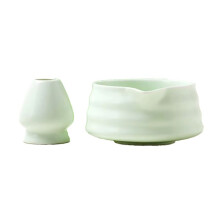 Japanese Matcha Tea Set - 2 Piece Ceramic Bowl with Spout & Bamboo Whisk Holder, Ideal for Tea Ceremony, Office or Gift