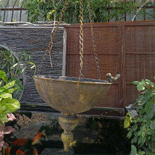 Hängende Blumenampeln, Dekoration für Garten, Hof und Flur, weiße Hängeblumentöpfe