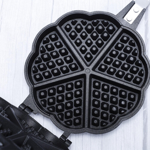 Mini Waffle Maker Pan Party Food Maker Campware 6" for Snacks Breakfas 2