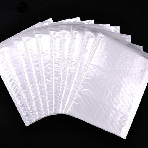 Bubble Envelopes, SelfAdhesive, Poly Mailers, 15 x 18 cm, 10 pieces 1