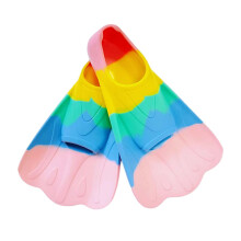 Swimming Flippers Children's Swimming Fins Comfortable Soft Silicone Flippers for Swimming and Divers Beginners Children Girls Boys Adults M
