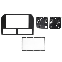 Kit bord stereo dublu DIN aftermarket pentru Jeep Grand Cherokee 1999-2004, ramă navigație modernizată cu potrivire precisă și plastic ABS negru