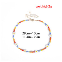 Handgemaakte boho choker ketting, kleurrijk kralen bloemendesign, verstelbare lengte, lichtgewicht hars hanger, zomerse strand sieraden voor vrouwen,