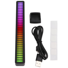 RGB-Soundsteuerungslicht mit Musikrhythmusanzeige, sprachaktivierter LED-Equalizerleiste, wiederaufladbarem Akku und USB-Ladegerät