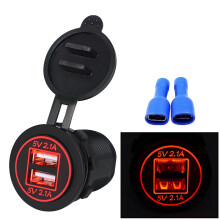 Wasserdichte und staubdichte Schnelllade-Autoladebuchse mit zwei USB-Ladeanschlüssen und Kurzschlussschutz, blaue LED-Leuchte. Geeignet für