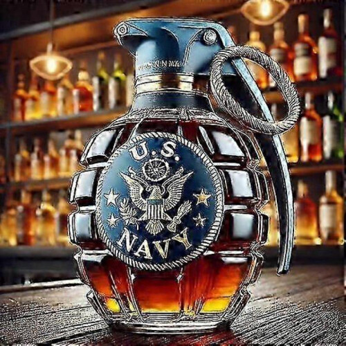 (Grenade B) Whiskey Decanter 350ml Eagle Shape Glass Material.