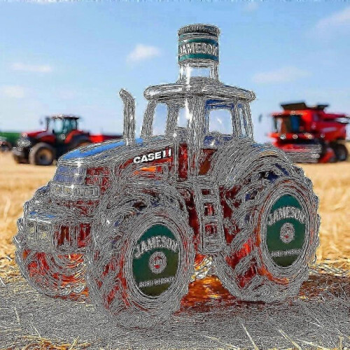 (Tractor A) Whiskey Decanter 350ml Eagle Shape Glass Material.