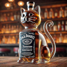 (Cat) Whiskey Decanter 350ml Eagle Shape Glass Material.