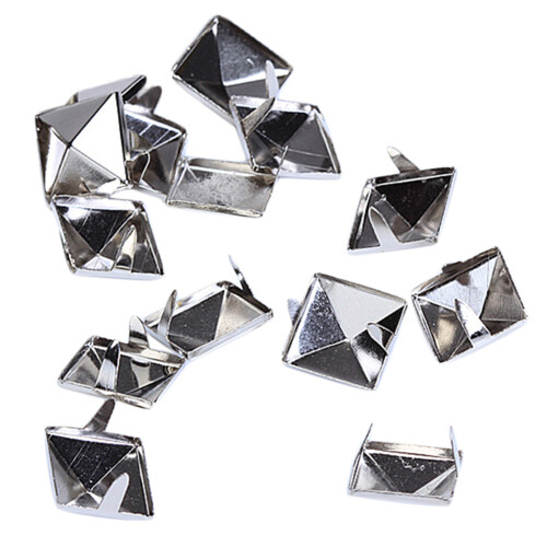100pcs 2 Prongs Pyramid Studs 12mm Silver 2