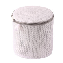 Sacos de lavanderia em tecido tipo sanduíche de alta permeabilidade, com estrutura resistente em plástico que garante a limpeza segura e eficaz de