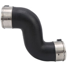 Tubo intercooler per motori turbocompressi. Il tubo si collega al motore, riduce i tempi di installazione, non richiede tagli, previene le perdite,