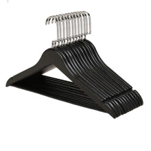 Cintre en bois de luxe avec encoches aux épaules, barre antidérapante pour pantalons et épaules larges pour un maintien optimal des vêtements,