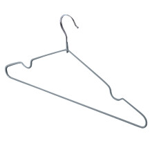 Cintre haut de gamme pour vêtements, idéal pour une utilisation dans un placard. Conception légère et peu encombrante avec surface