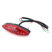 Integreret LED-bremselys Universal baglygte til motorcykel ATV Maksimal synlighed Kompakt størrelse Letvægts Stødsikker Nem at installere 12V