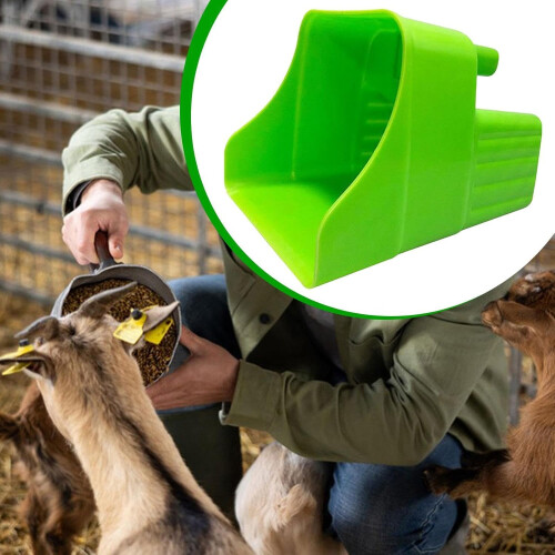 Feed scoop, grain scoop, efficient feeding, easy to clean, lightweight, ergonomic 2