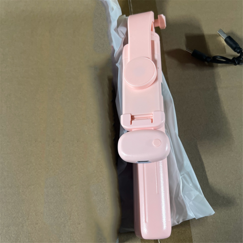 Supporto treppiede per selfie stick wireless con luce e telecomando Bluetooth. 2