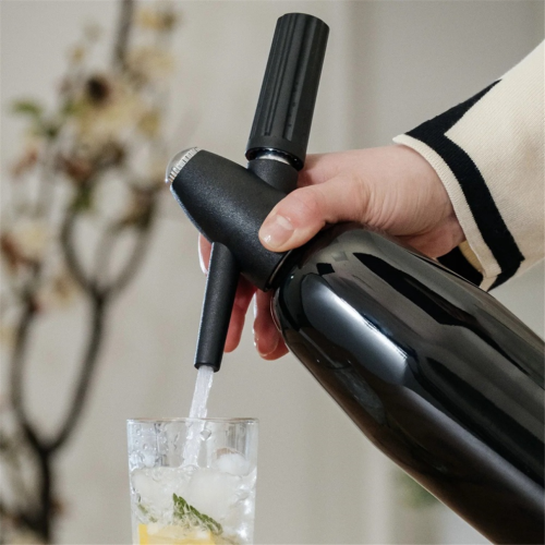 seltzer-vedenkeitin seltzer-pullo 1