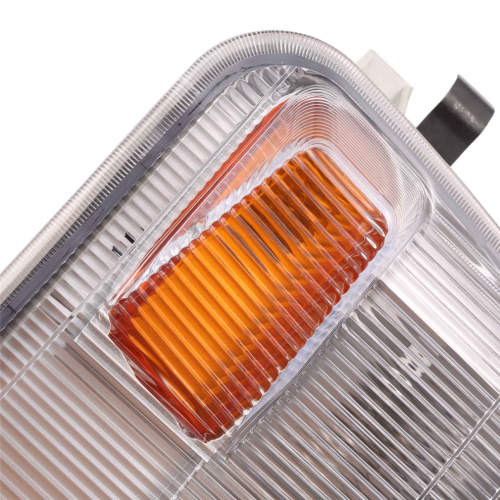 2 feux de position d'angle pour L300 DELICA MB907018
