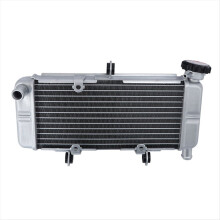 Sistema de enfriamiento del tanque de agua de la motocicleta del enfriador del radiador