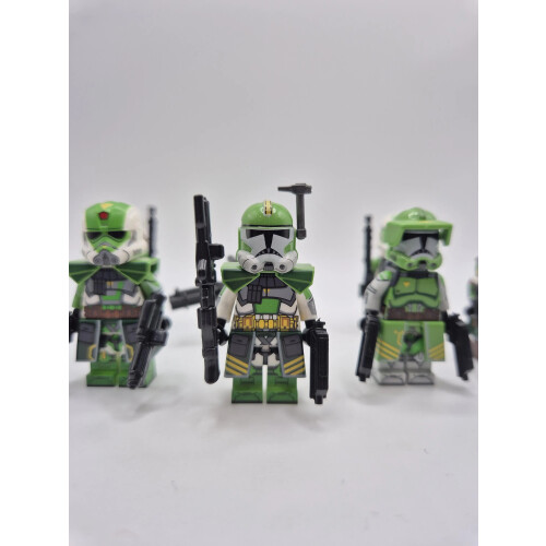 Star Wars Doomsday Soldier 8-Piece Clone Squad Figurine 1
