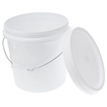 Bucket with lid, sealed container for food, multifunctional storage solution for pet food, camping, portable, practical for daily use.