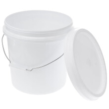 Food storage bucket with lid, airtight plastic container, versatile for water, pet food, and home use.