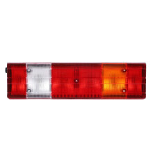 ABS PC achterlichtbehuizing ter vervanging van de originele behuizing voor de Mercedes-Benz Actros MP1, MP2 en MP3. Slagvast, weerbestendig,