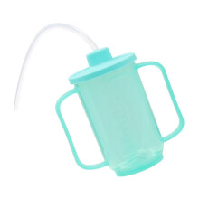 Rehabilitation drinking cups for bedridden patients, leakproof straw cups made of reusable materials for people with limited mobility