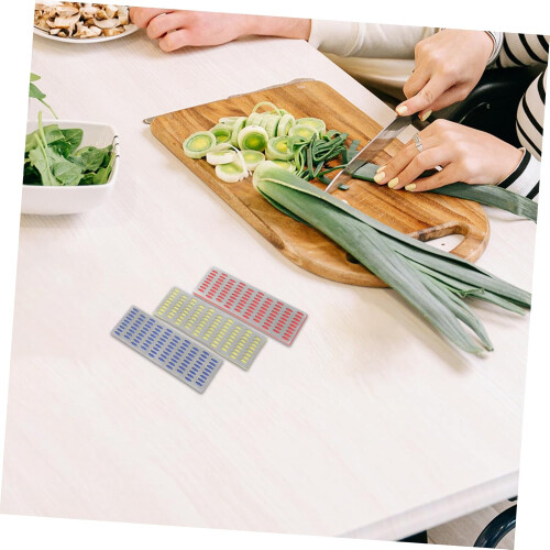 3Piece Sharpening Stone for Kitchen Knives  
Singlesided mesh design for efficient sharpening  
Durable for  results 2