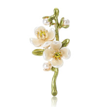 Girls' Pearl Flower Brooch - Gold-Plated Cute Leaf & Floral Lapel Pin for Dresses, Elegant Fashion Accessory | Ideal Gift for Weddings, Valentine's Da