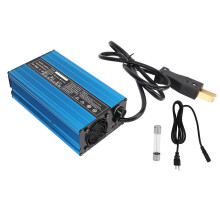 Cargador de baterías inteligente de 36 voltios con pantalla LCD, modo de carga lenta y 5 protecciones de seguridad para carros de golf, montacargas