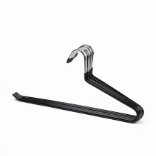 Système de rangement innovant pour placard : cintres métalliques pour pantalons avec revêtement antidérapant, ouverts aux extrémités pour un