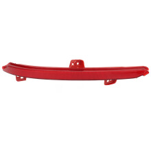 Reflectorlamp voor de achterbumper verbetert de veiligheid van de auto. Betrouwbare prestaties, kleurecht, waterdicht, duurzame materialen, eenvoudig