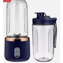 USB oplaadbare persoonlijke blender, gemakkelijk schoon te maken dankzij de snelspoeltechnologie, handblender met 6 messen en hoge snelheid.
