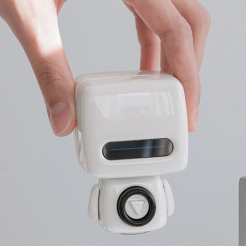 Cute Robot Shape Bluetooth Speaker with 900mAh Battery, 8M Range, White 2