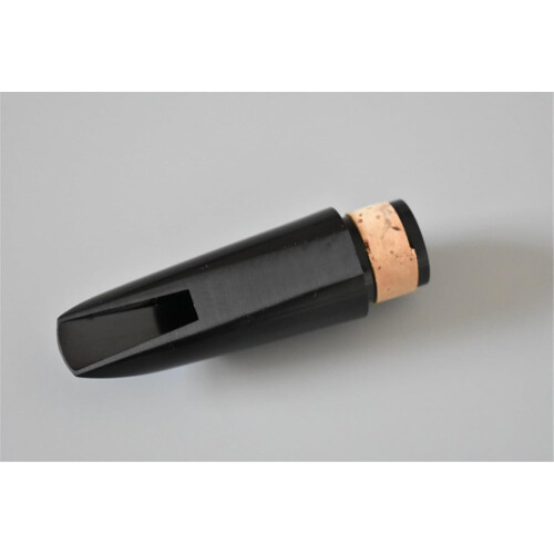 Clarinet mouthpiece 4c accessory 1